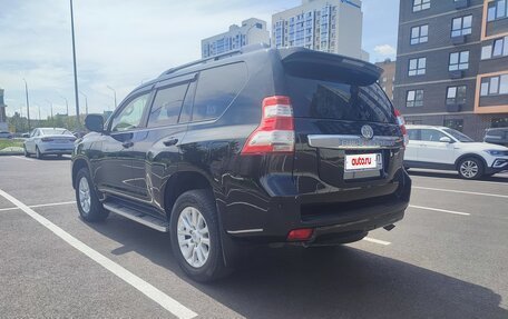 Toyota Land Cruiser Prado 150 рестайлинг 2, 2016 год, 2 990 000 рублей, 3 фотография
