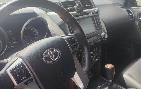 Toyota Land Cruiser Prado 150 рестайлинг 2, 2016 год, 2 990 000 рублей, 15 фотография