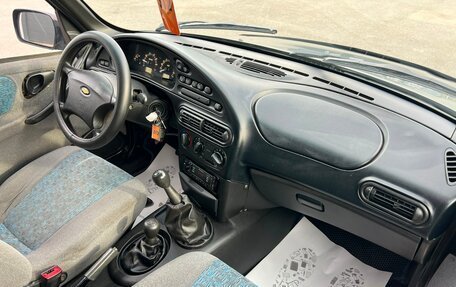 Chevrolet Niva I рестайлинг, 2005 год, 399 999 рублей, 13 фотография