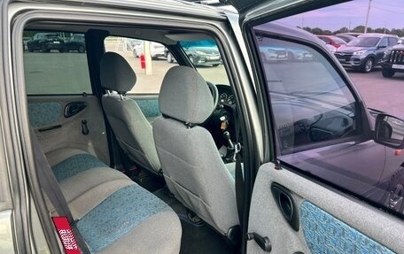 Chevrolet Niva I рестайлинг, 2005 год, 399 999 рублей, 18 фотография