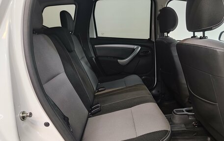 Renault Duster I рестайлинг, 2013 год, 850 000 рублей, 22 фотография