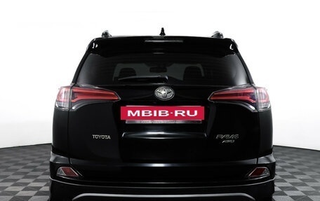 Toyota RAV4, 2018 год, 2 128 000 рублей, 7 фотография