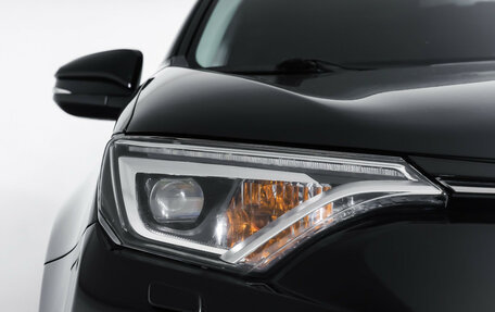 Toyota RAV4, 2018 год, 2 128 000 рублей, 22 фотография