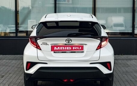 Toyota C-HR I рестайлинг, 2019 год, 2 659 000 рублей, 4 фотография