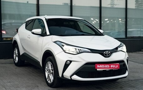 Toyota C-HR I рестайлинг, 2019 год, 2 659 000 рублей, 7 фотография