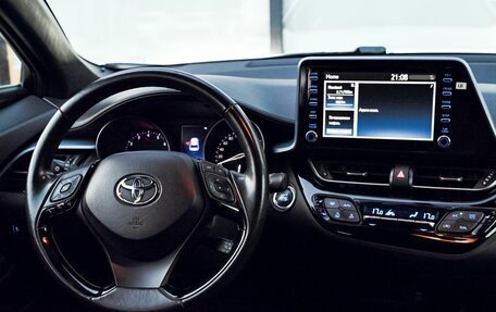 Toyota C-HR I рестайлинг, 2019 год, 2 659 000 рублей, 19 фотография