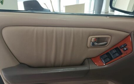 Lexus RX IV рестайлинг, 2003 год, 750 000 рублей, 13 фотография