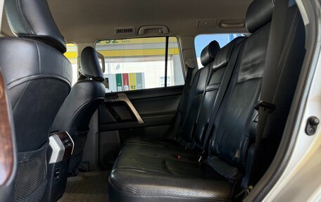 Toyota Land Cruiser Prado 150 рестайлинг 2, 2009 год, 1 980 000 рублей, 11 фотография