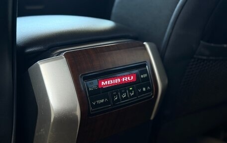 Toyota Land Cruiser Prado 150 рестайлинг 2, 2009 год, 1 980 000 рублей, 13 фотография