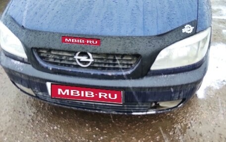 Opel Zafira A рестайлинг, 2000 год, 200 000 рублей, 1 фотография