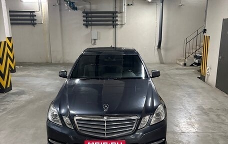 Mercedes-Benz E-Класс, 2012 год, 1 850 000 рублей, 1 фотография