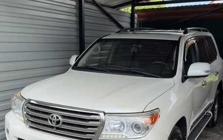 Toyota Land Cruiser 200, 2014 год, 3 499 999 рублей, 1 фотография