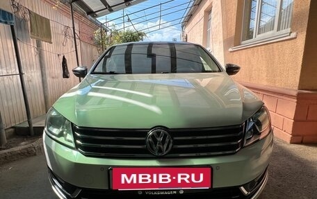 Volkswagen Passat B7, 2012 год, 1 200 000 рублей, 2 фотография