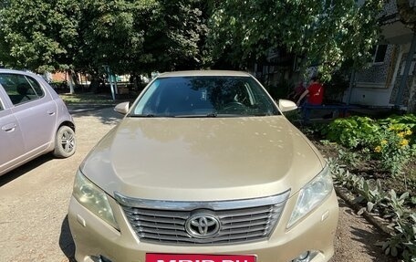 Toyota Camry, 2012 год, 1 100 000 рублей, 4 фотография