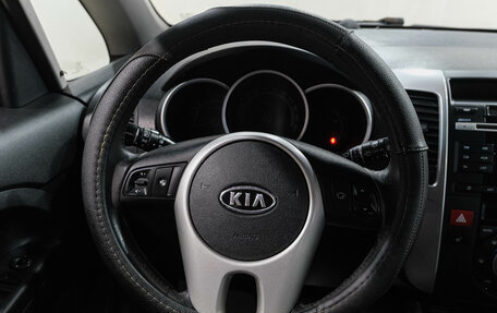 KIA Venga I, 2011 год, 749 000 рублей, 21 фотография