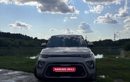 KIA Soul III, 2019 год, 2 100 000 рублей, 2 фотография