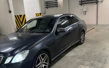 Mercedes-Benz E-Класс, 2012 год, 1 850 000 рублей, 13 фотография