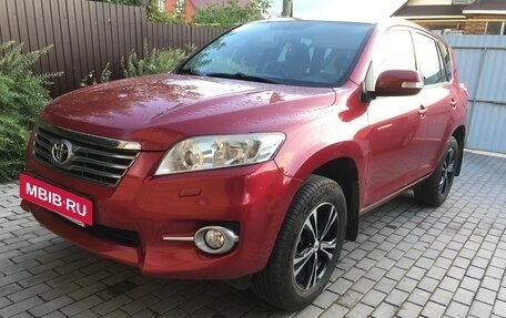 Toyota RAV4, 2011 год, 1 550 000 рублей, 2 фотография