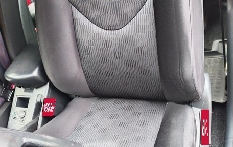 Toyota RAV4, 2011 год, 1 550 000 рублей, 10 фотография