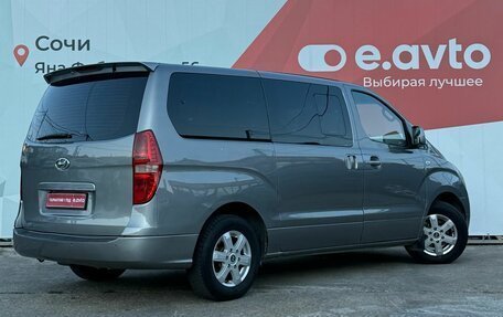 Hyundai Grand Starex Grand Starex I рестайлинг 2, 2011 год, 1 830 000 рублей, 6 фотография