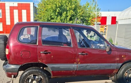 Chevrolet Niva I рестайлинг, 2003 год, 240 000 рублей, 3 фотография