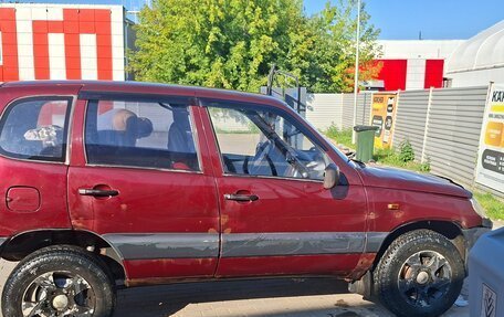 Chevrolet Niva I рестайлинг, 2003 год, 240 000 рублей, 6 фотография
