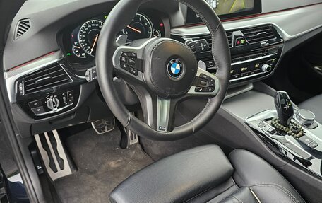 BMW 5 серия, 2018 год, 2 599 000 рублей, 17 фотография