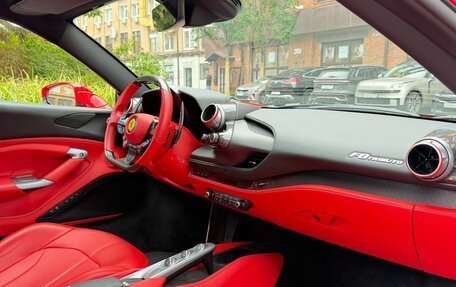 Ferrari F8, 2021 год, 30 000 000 рублей, 9 фотография