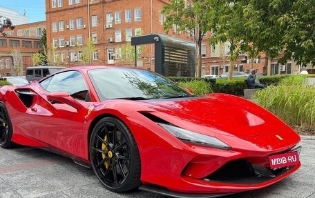 Ferrari F8, 2021 год, 30 000 000 рублей, 2 фотография