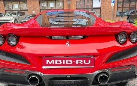 Ferrari F8, 2021 год, 30 000 000 рублей, 11 фотография