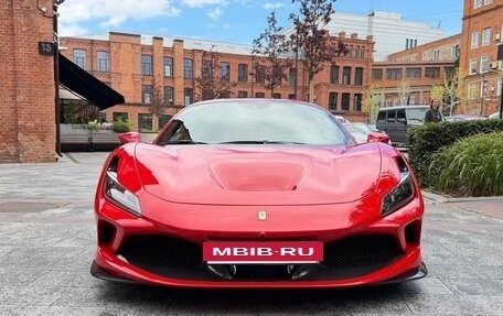 Ferrari F8, 2021 год, 30 000 000 рублей, 3 фотография