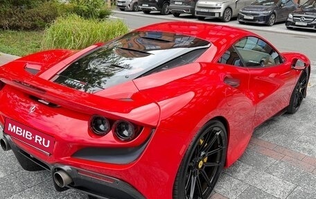 Ferrari F8, 2021 год, 30 000 000 рублей, 6 фотография
