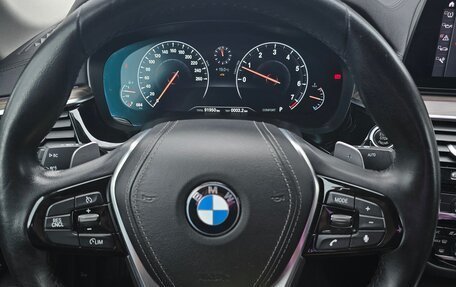 BMW 5 серия, 2019 год, 3 950 000 рублей, 19 фотография