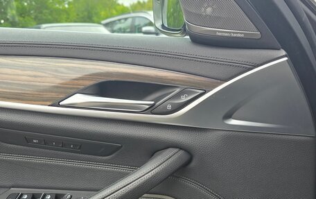 BMW 5 серия, 2019 год, 3 950 000 рублей, 20 фотография