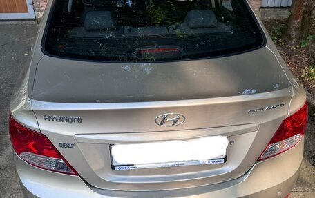 Hyundai Solaris II рестайлинг, 2011 год, 990 000 рублей, 4 фотография