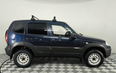 Chevrolet Niva I рестайлинг, 2015 год, 590 000 рублей, 5 фотография