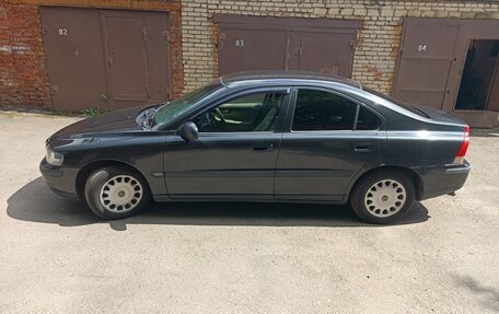 Volvo S60 III, 2001 год, 350 000 рублей, 4 фотография