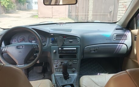 Volvo S60 III, 2001 год, 350 000 рублей, 17 фотография