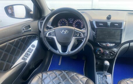 Hyundai Solaris II рестайлинг, 2011 год, 726 000 рублей, 23 фотография