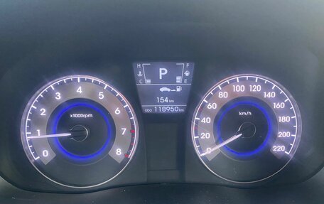 Hyundai Solaris II рестайлинг, 2011 год, 726 000 рублей, 28 фотография
