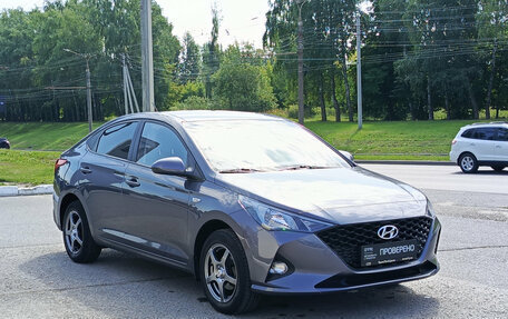 Hyundai Solaris II рестайлинг, 2021 год, 1 700 000 рублей, 3 фотография