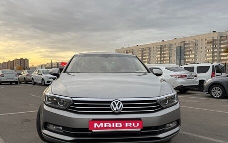 Volkswagen Passat B8 рестайлинг, 2017 год, 2 200 000 рублей, 3 фотография