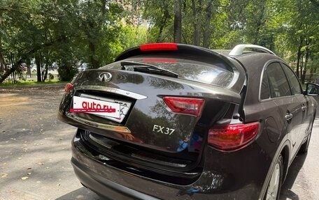 Infiniti FX II, 2013 год, 2 200 000 рублей, 3 фотография
