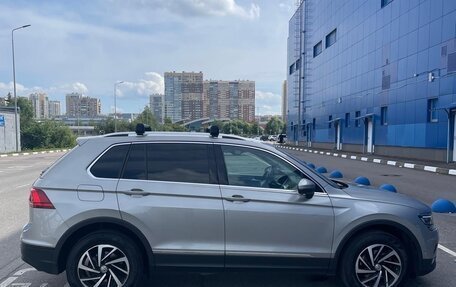 Volkswagen Tiguan II, 2018 год, 2 170 000 рублей, 3 фотография