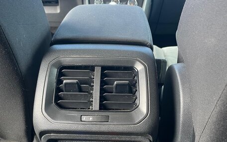 Volkswagen Tiguan II, 2018 год, 2 170 000 рублей, 16 фотография