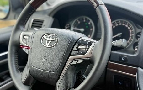 Toyota Land Cruiser 200, 2016 год, 4 699 000 рублей, 17 фотография