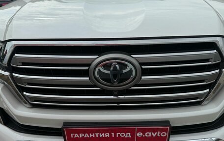 Toyota Land Cruiser 200, 2016 год, 4 699 000 рублей, 31 фотография