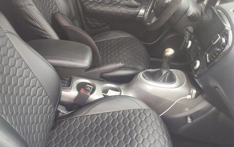 Nissan Juke II, 2012 год, 800 000 рублей, 11 фотография