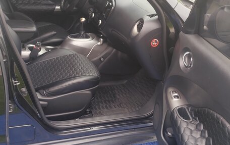 Nissan Juke II, 2012 год, 800 000 рублей, 10 фотография