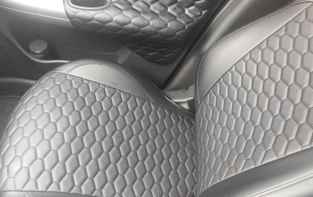 Nissan Juke II, 2012 год, 800 000 рублей, 16 фотография